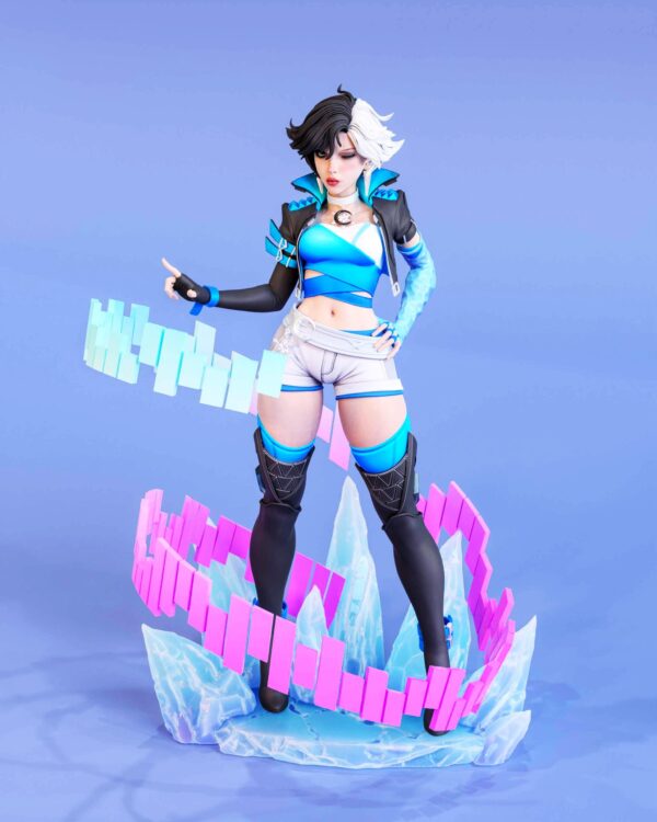 Luna Resin Figure - Unpainted 3D Printed Garage Kit - Fantasy Collectible